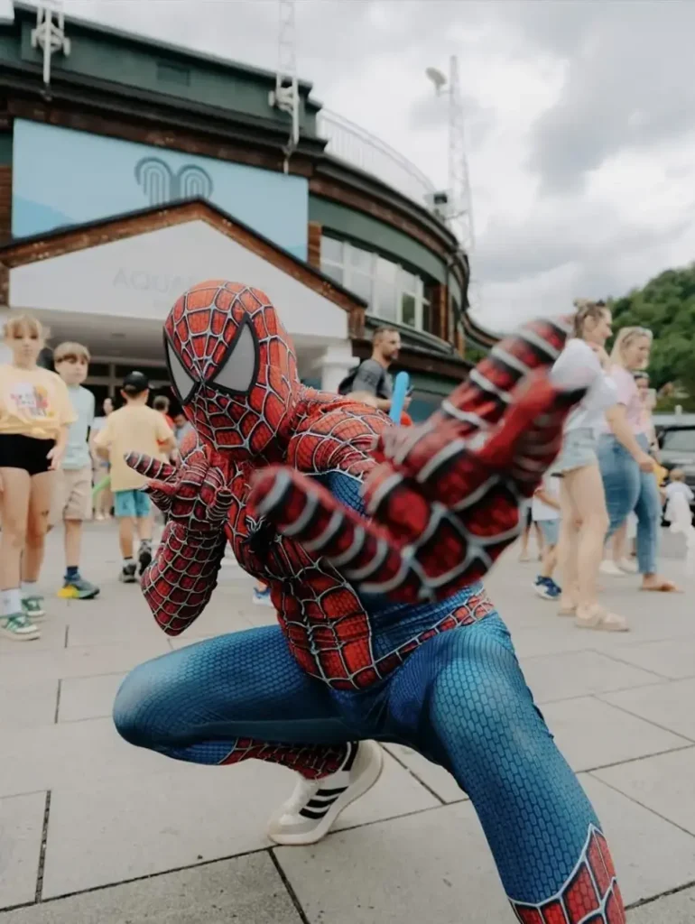 party maskote - spiderman